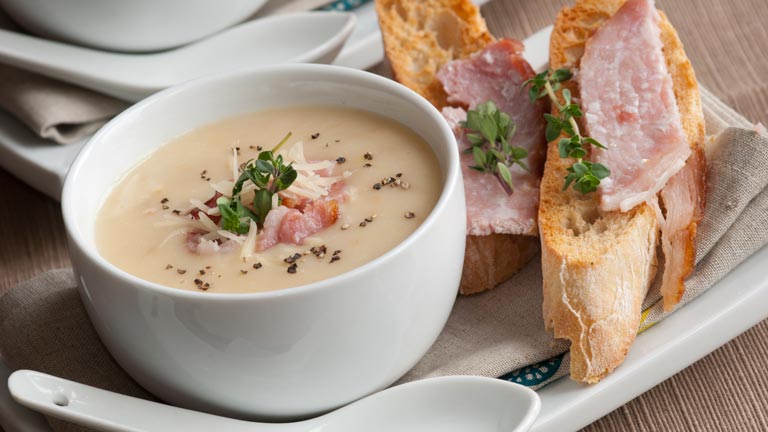 Fresh Boneless Applewood Smoked Ham